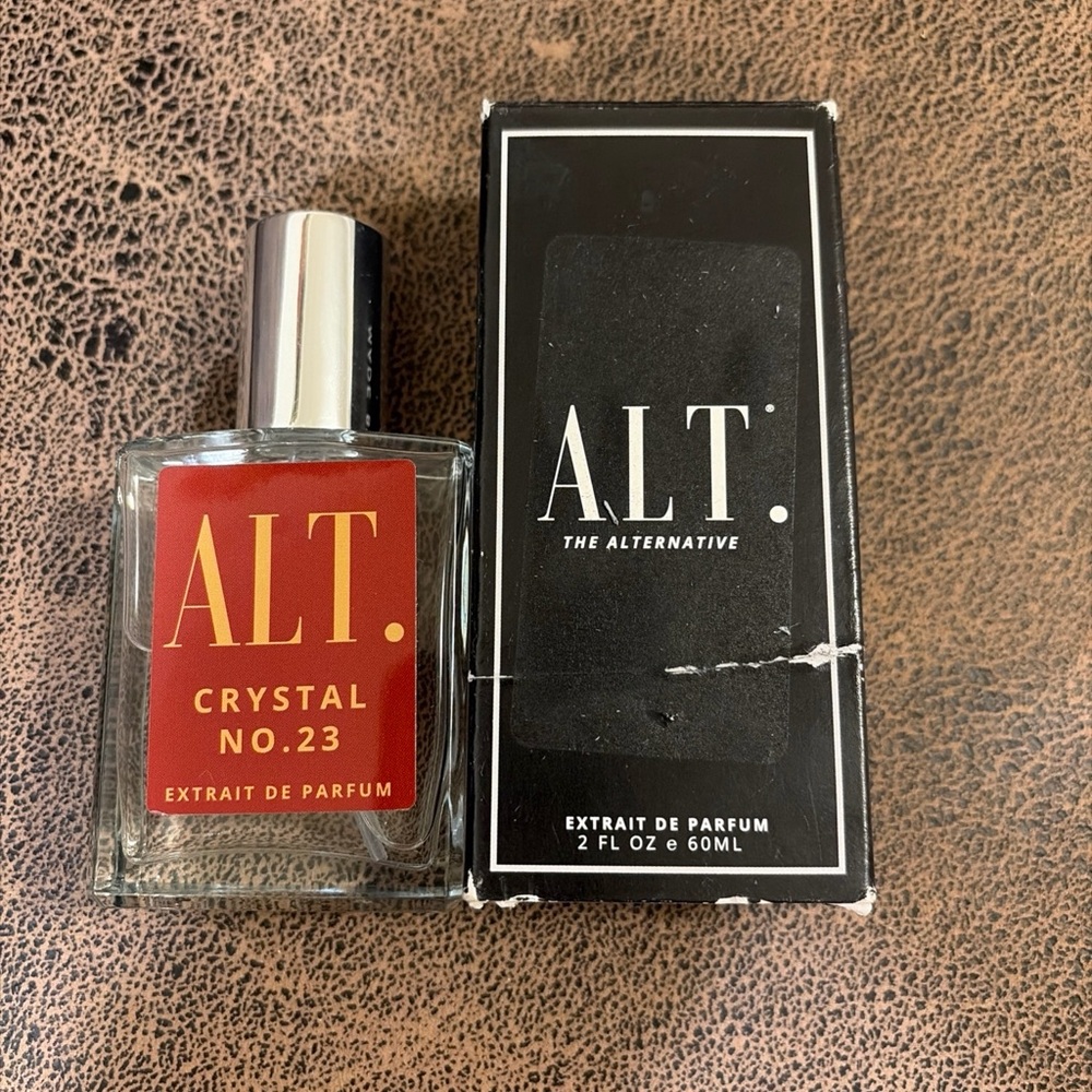 Crystal No.23 Extrait de Parfum - Red